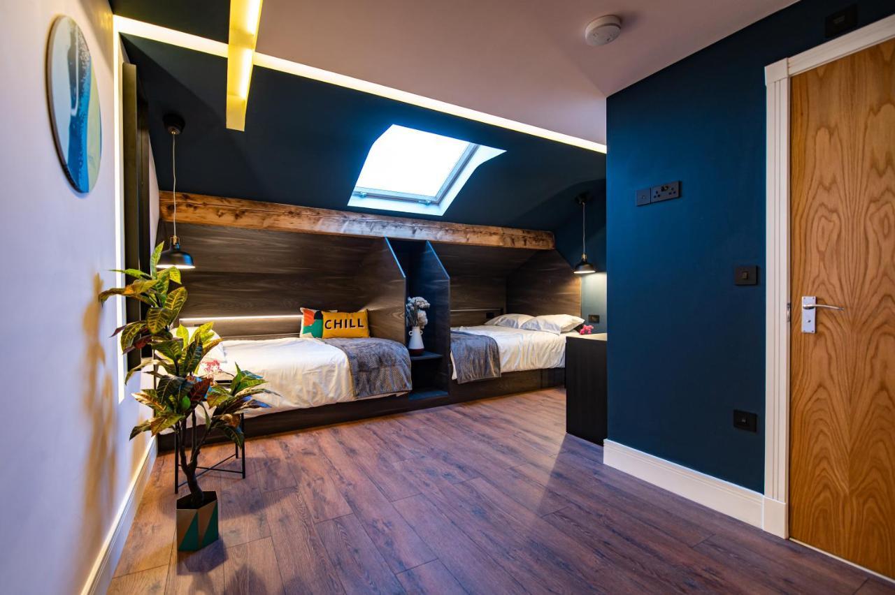 The Nest - Luxury 16 Person W Jacuzzi & Parking Apartment