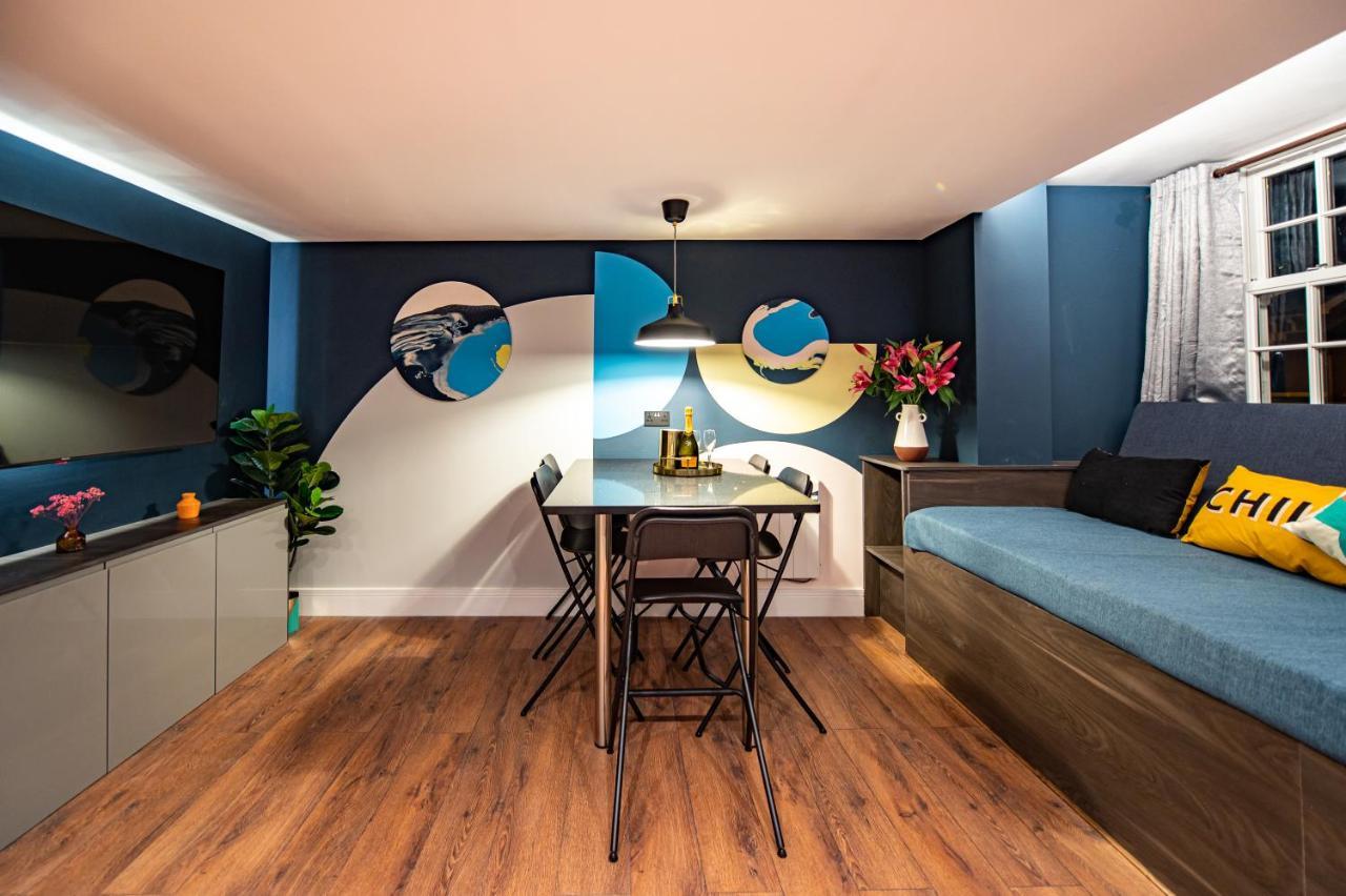 The Nest - Luxury 16 Person W Jacuzzi & Parking Blackpool