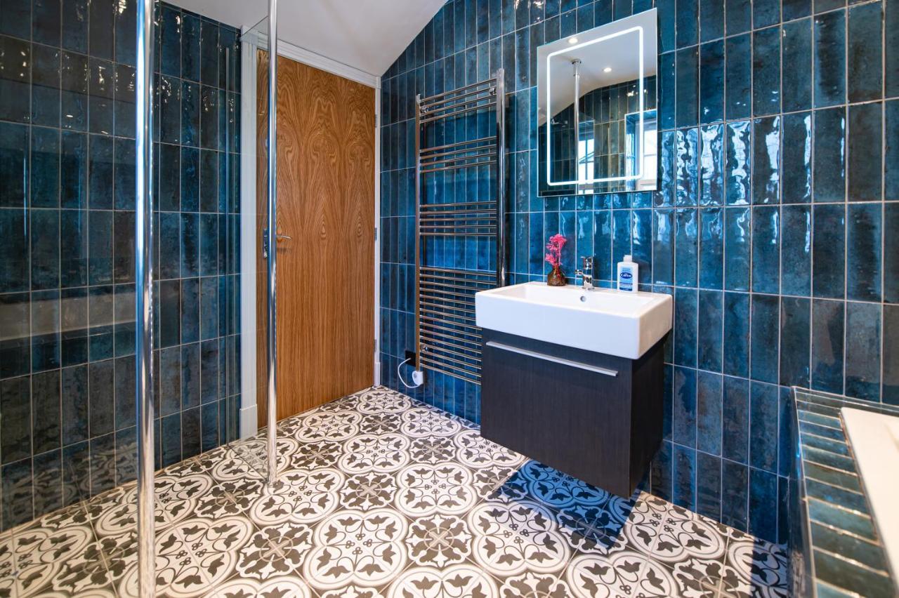 Apartment The Nest - Luxury 16 Person W Jacuzzi & Parking *