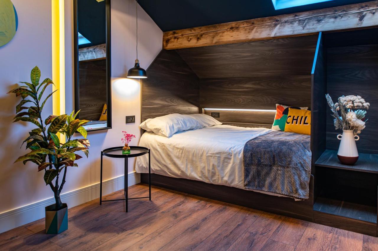 The Nest - Luxury 16 Person W Jacuzzi & Parking Apartment Blackpool